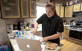  Cooking with Tracy
